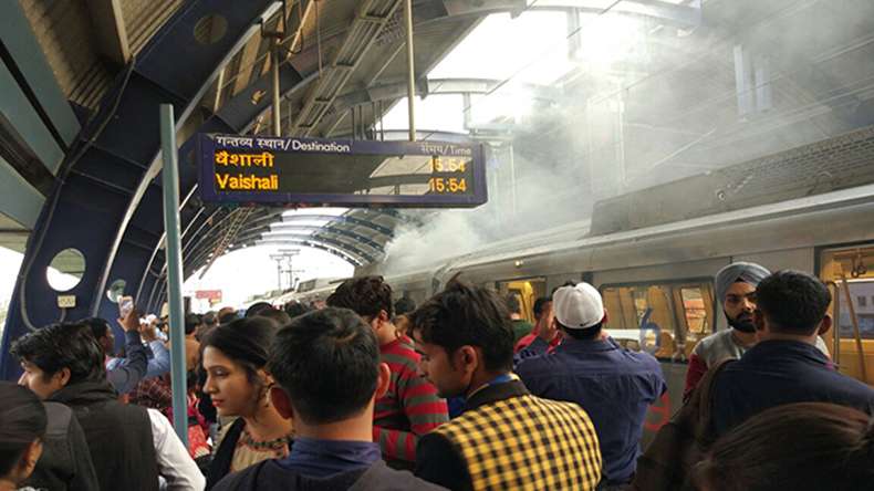 Delhi Metro Catches Fire