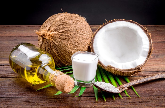 Coconut Oil Benefits | How can I whiten my teeth at home fast?