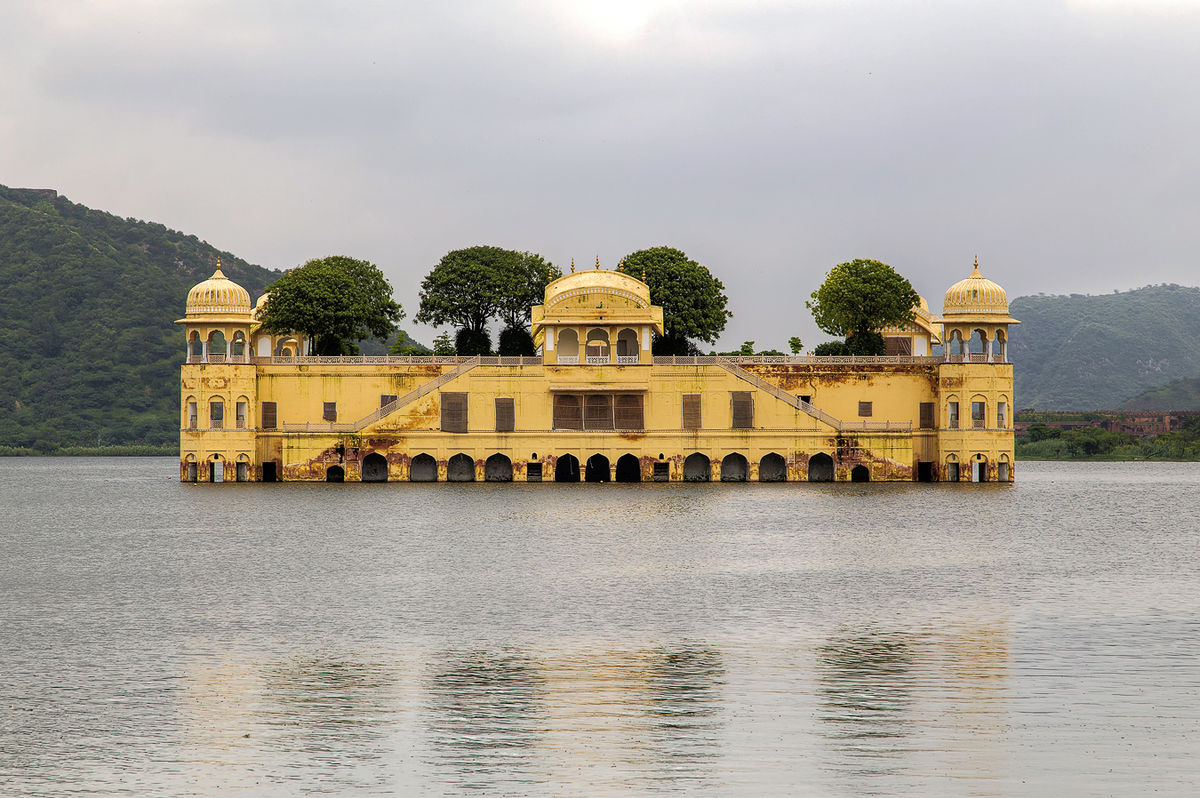 7 Top Places To Visit In Jaipur On Your Next Vacation!