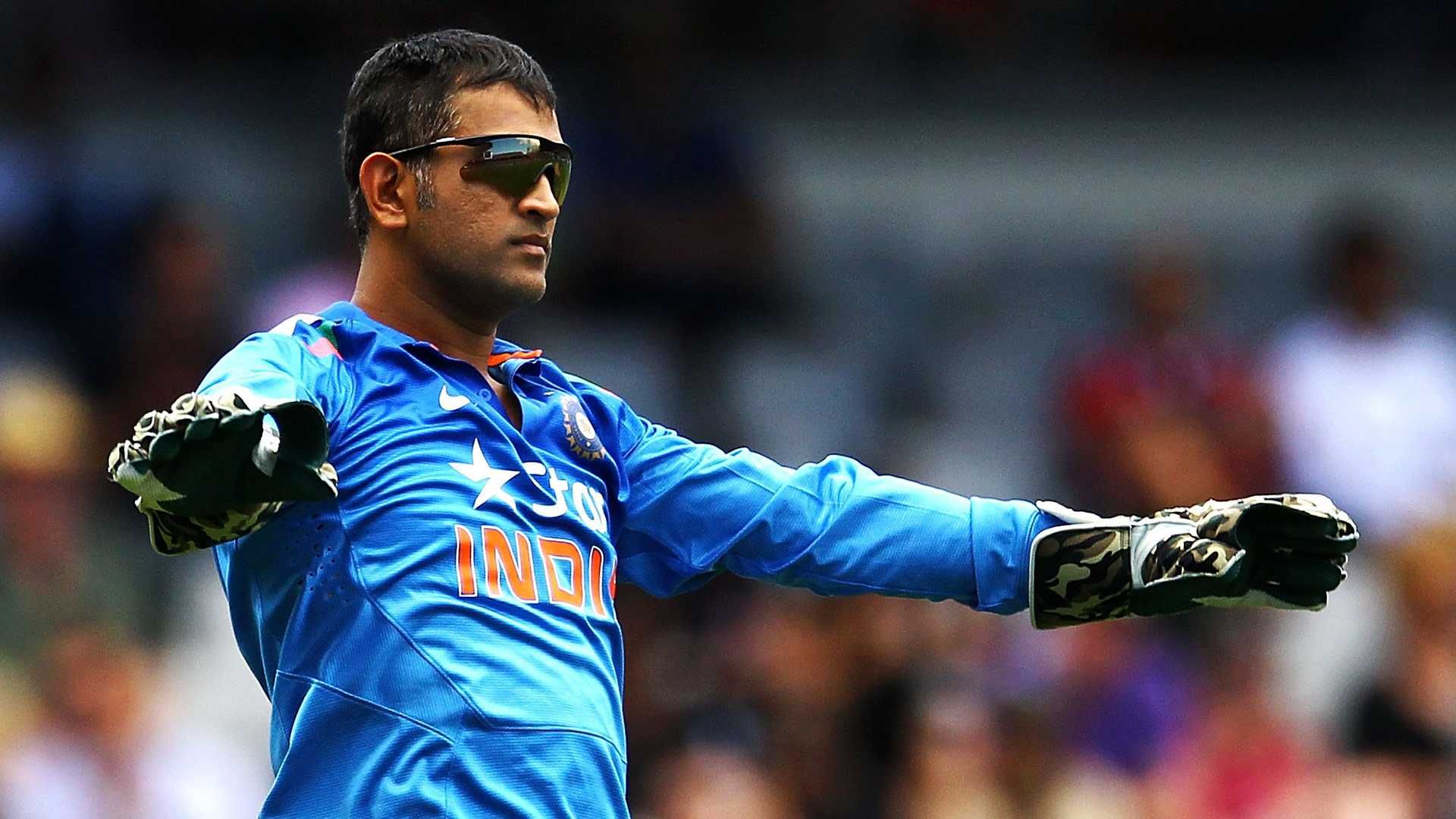 ms-dhoni-11-rare-photos-of-captain-cool-that-you-need-to-see-at