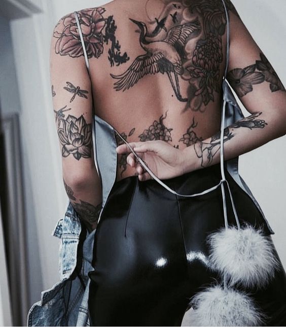 25 Ultra Sexy Back Tattoo Ideas For Girls 1379