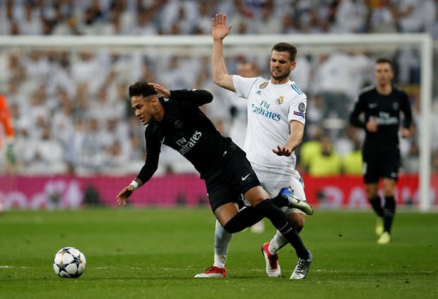 Nacho fouls Neymar