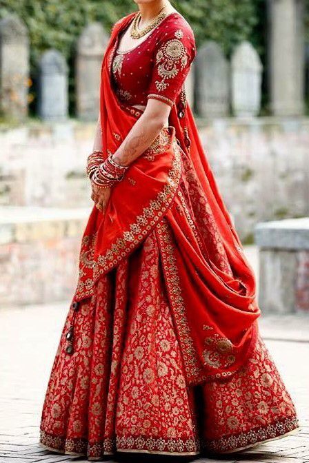 Banarasi Silk Lehengas Are The Next Big Thing At Indian ...