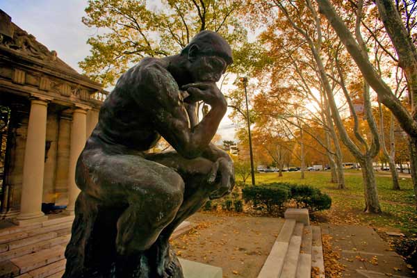 the thinker statue