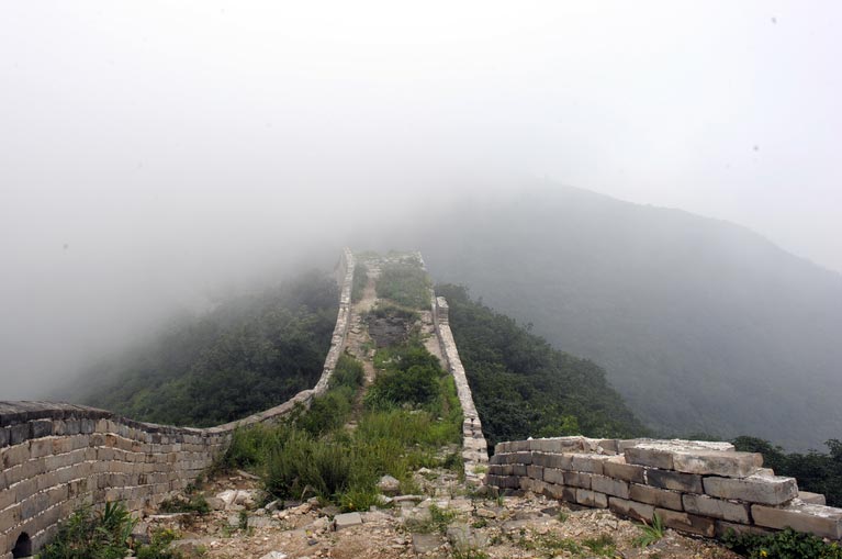 great wall of china ruins