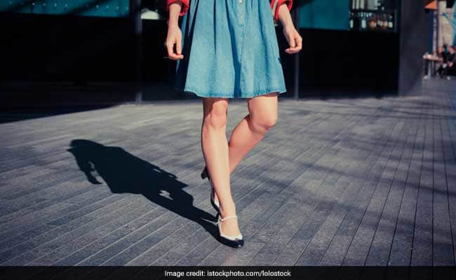 Maharashtra college says no 'short skirts', upsets students!