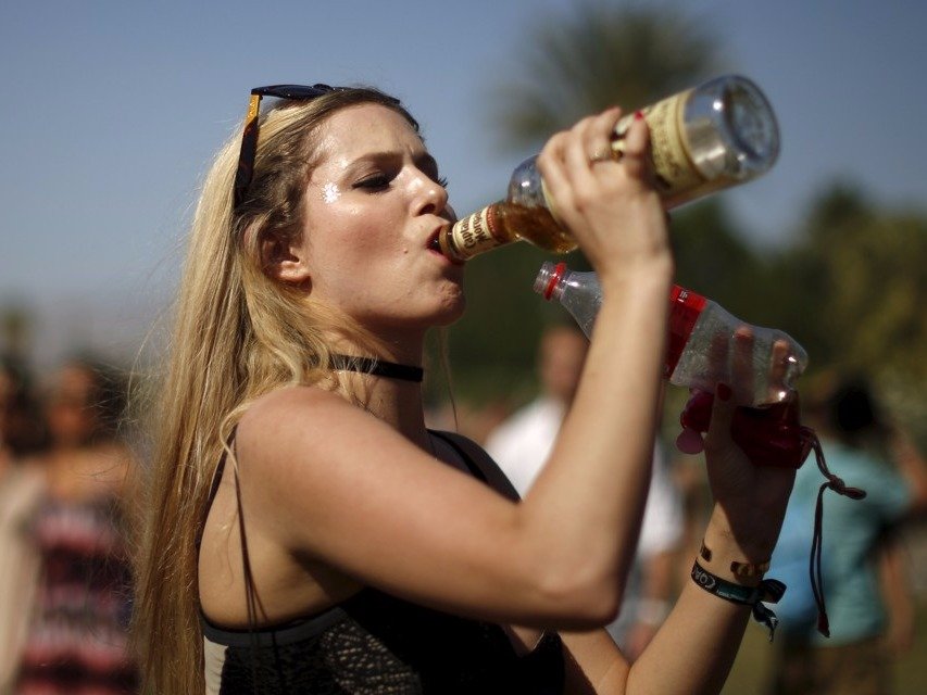 Why are more and more millennials abstaining from beer? 