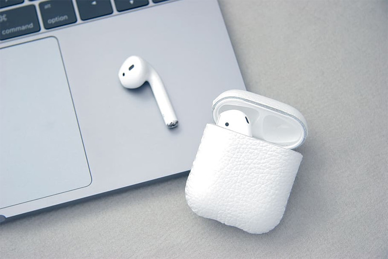 How to pair Apple AirPods with your Windows 10 PC