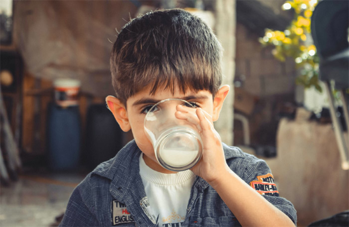 Drinking milk at night