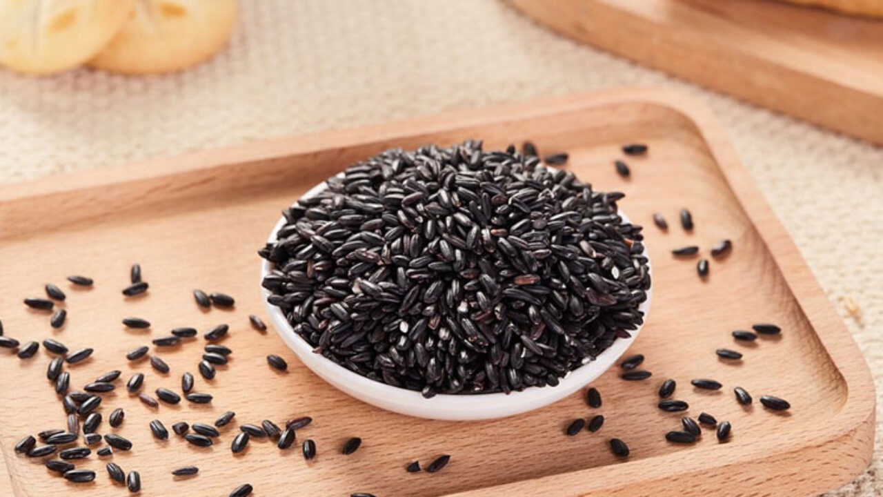 8 Amazing black rice benefits and its side effects - Forbidden rice