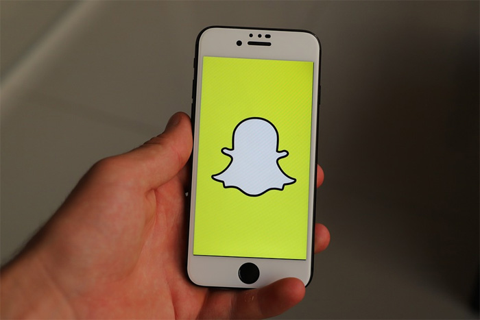 How To Make An Account Private On Snapchat?