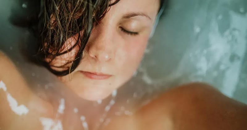 Benefits Of Bathing With Sea Salt