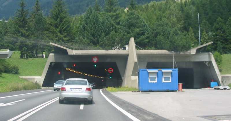 Gotthard Road Tunnel, Switzerland